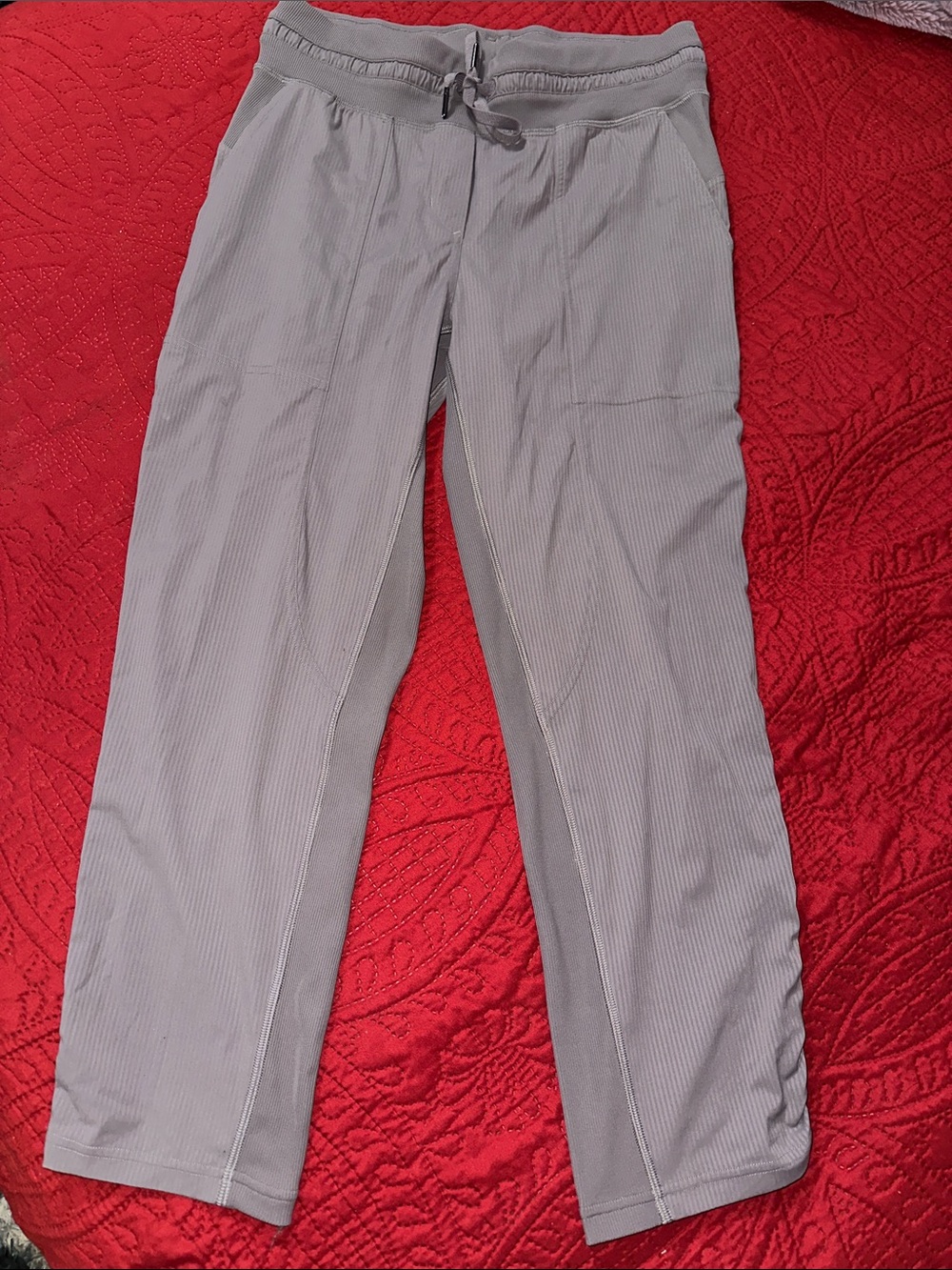 Lululemon dance studio pants size 6
